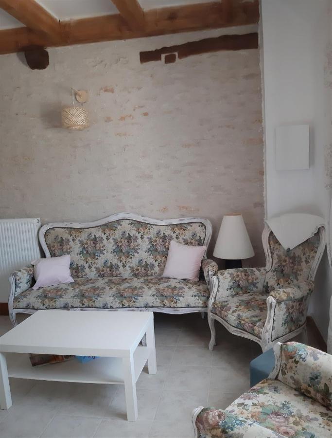 فندق La Chouette Burgonde Villy-le-Moutier المظهر الخارجي الصورة